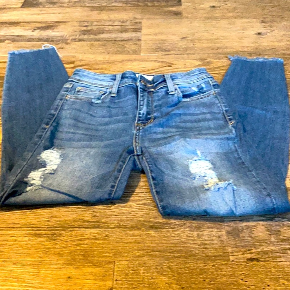 Distressed Cello Jeans Sz 3